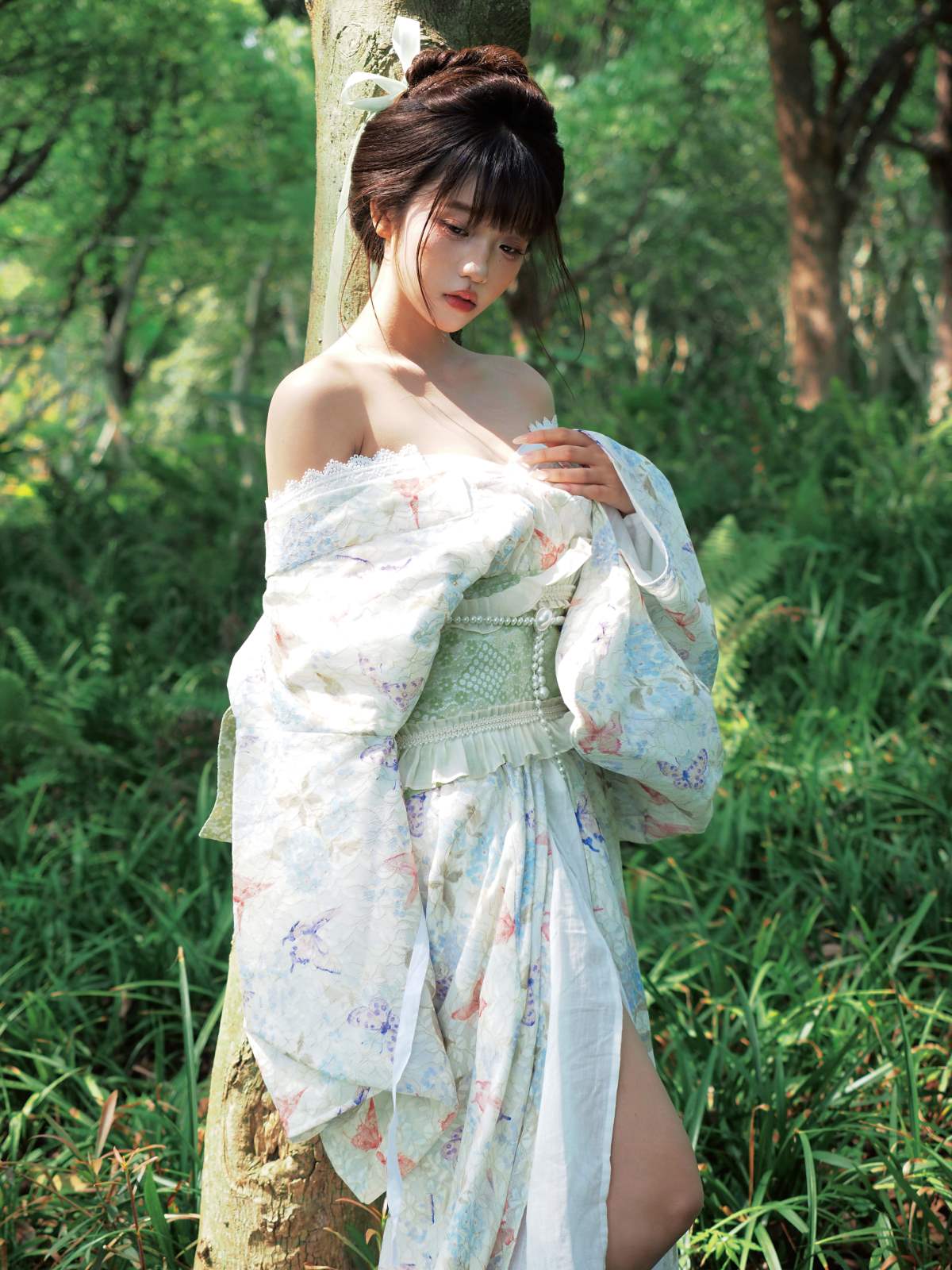 [YITUYU艺图语]2025.05.29 阳光是盛夏的动脉 小欣一一