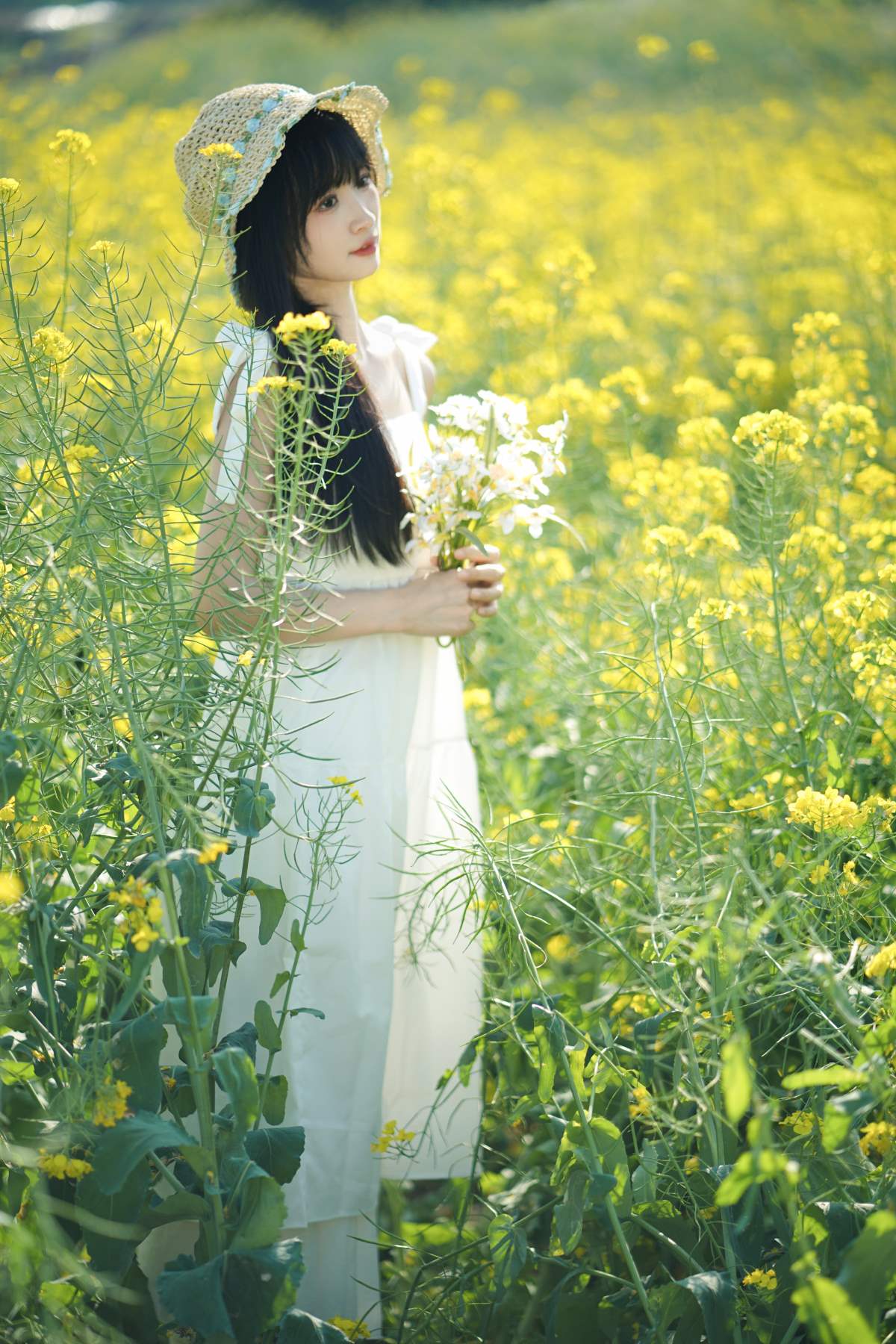 [YITUYU艺图语]2025.05.30 油菜花 春娇娇 预览图 - 2