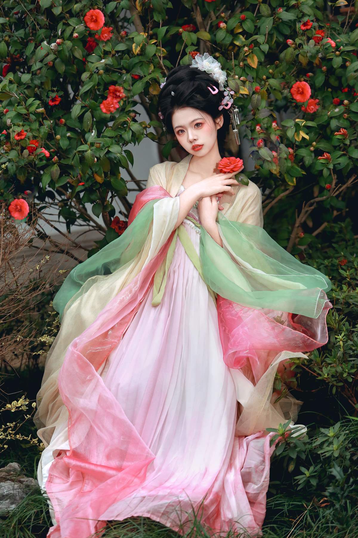 [YITUYU艺图语]2025.06.01 山茶花神 肥肥 预览图 - 2