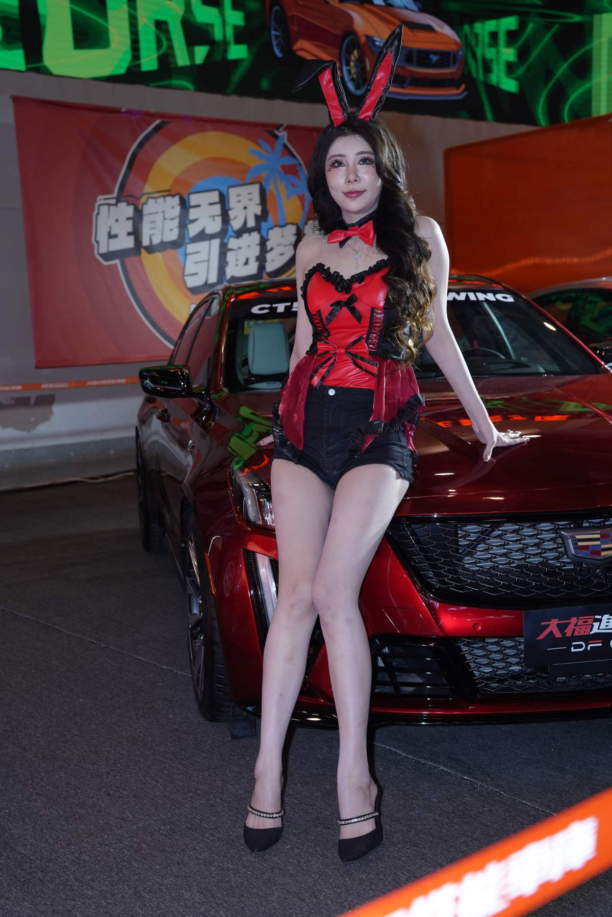 精选街拍作品 NO.4559 红红火火