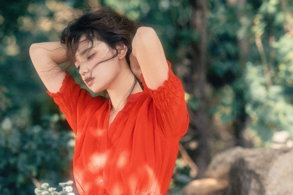 [YITUYU艺图语]2025.06.06 假日红裙 肉肉馅团子