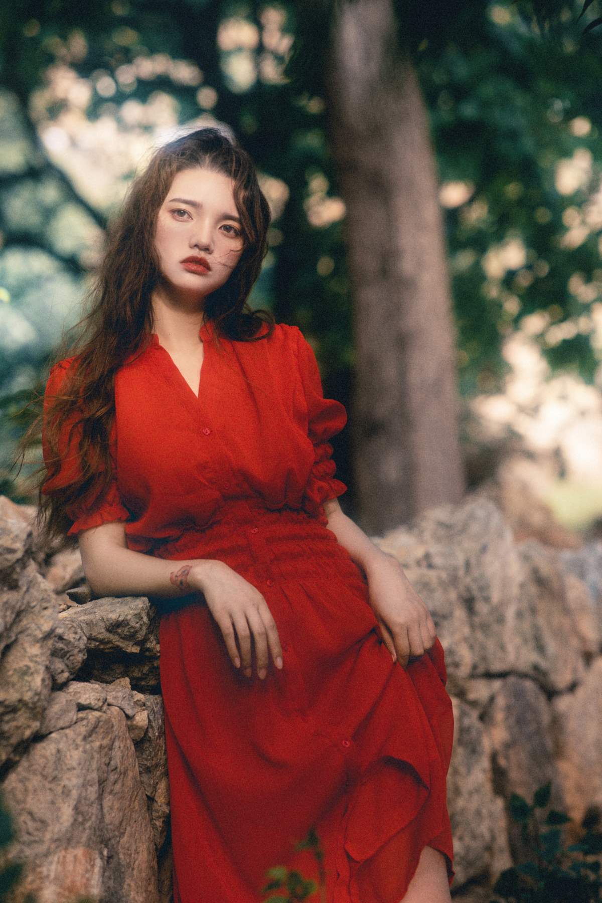 [YITUYU艺图语]2025.06.06 假日红裙 肉肉馅团子 预览图 - 2