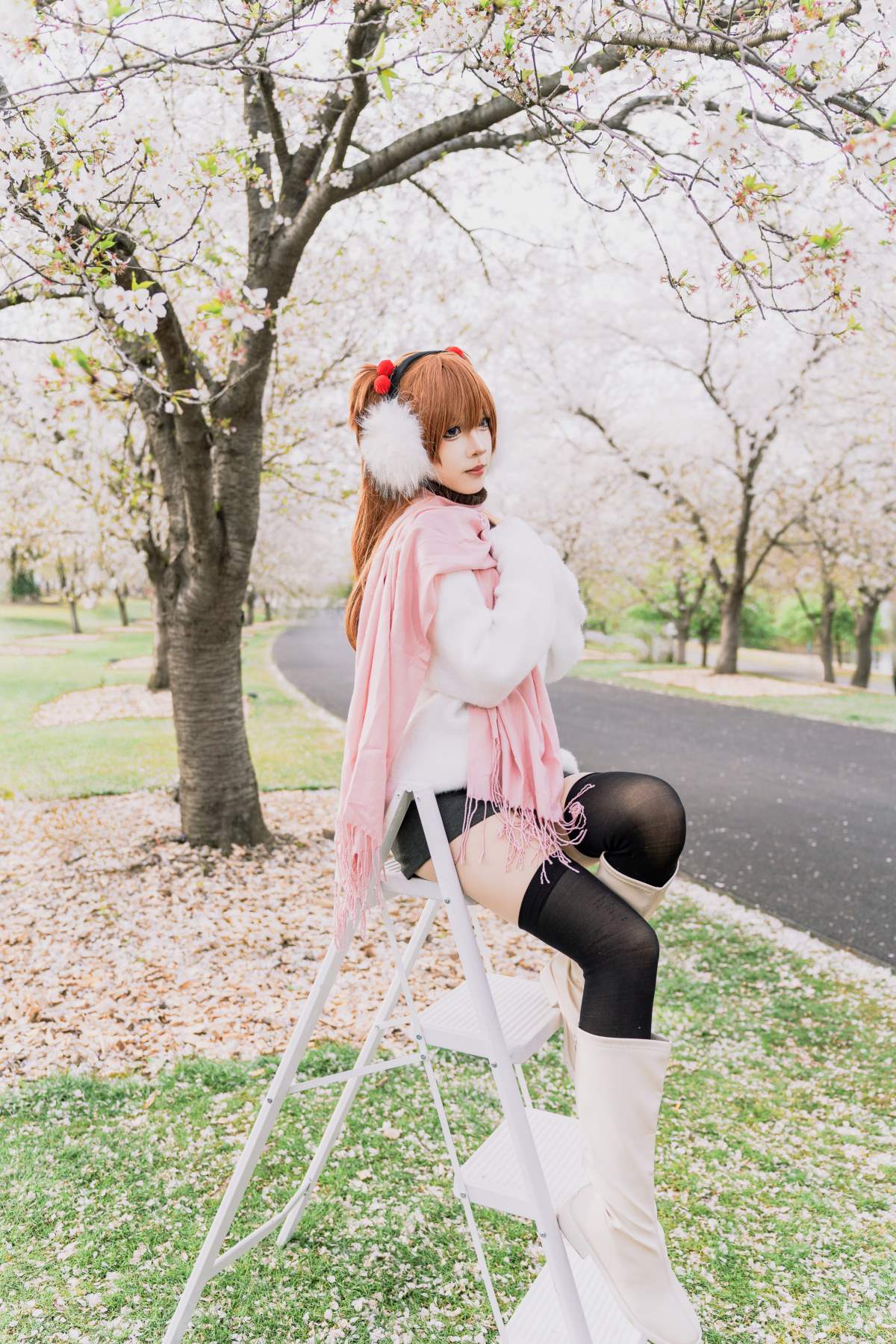 [YITUYU艺图语]2025.06.10 静怡樱花林 挽希- 预览图 - 2