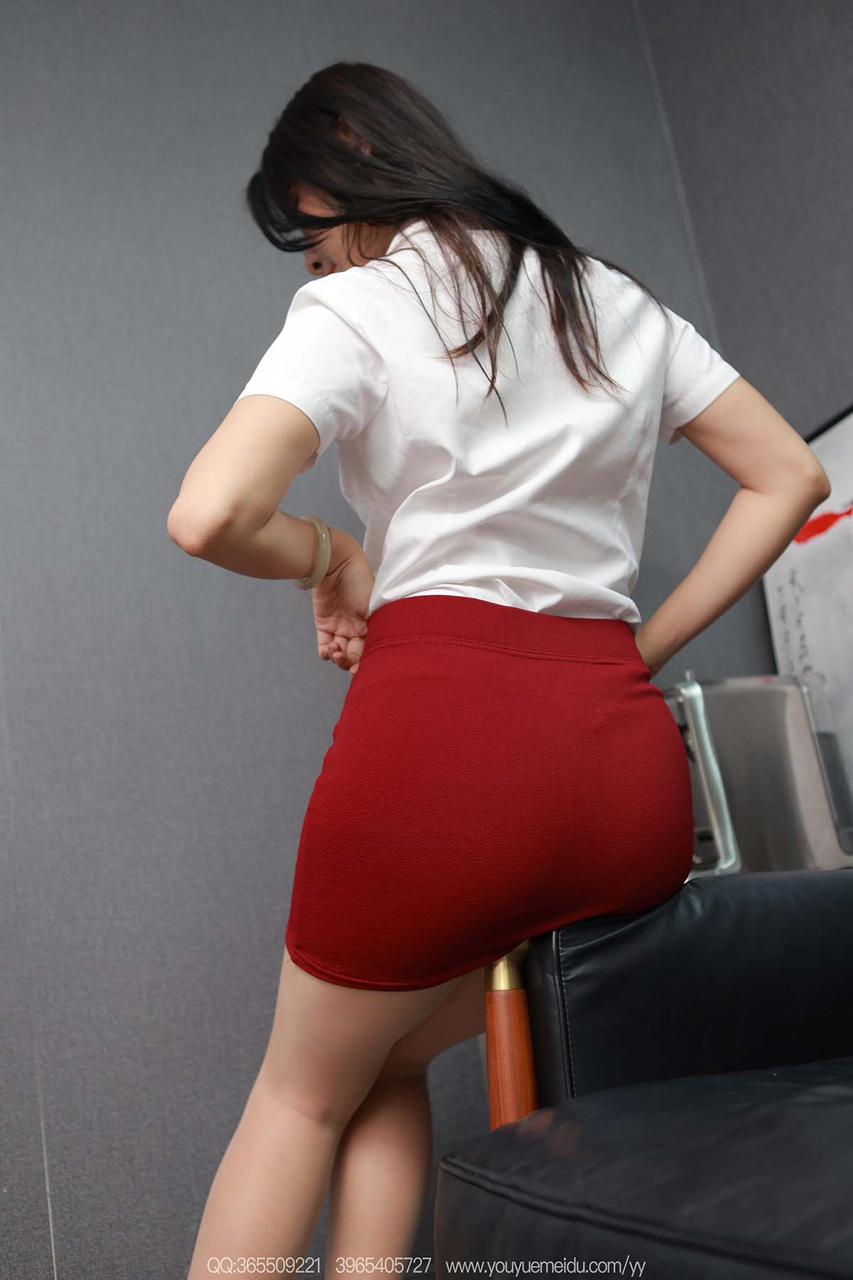 [IESS异思趣向] 2025.07.23 丝享家2113：婉萍《OL小妹（下）》