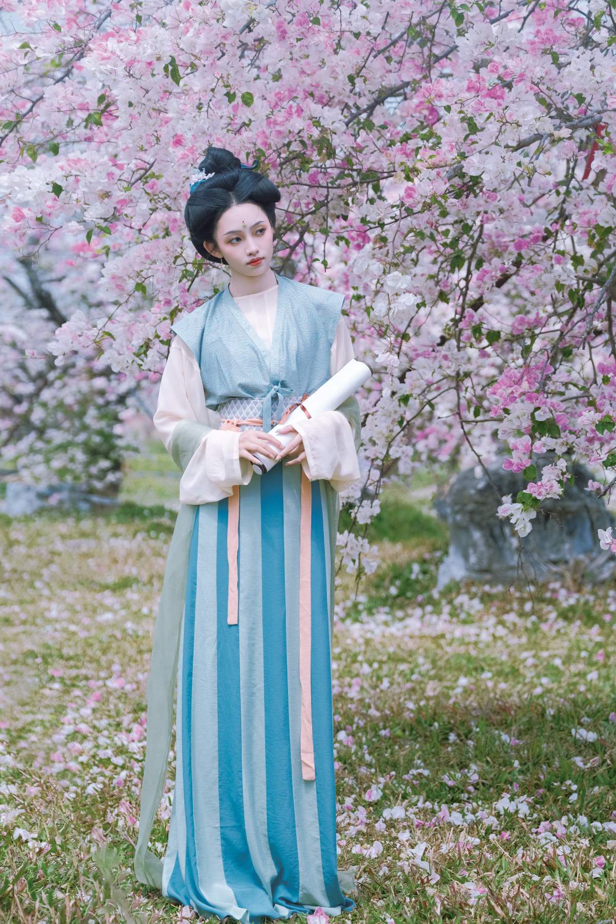 [YITUYU艺图语]2025.06.11 春山 小林 预览图 - 2