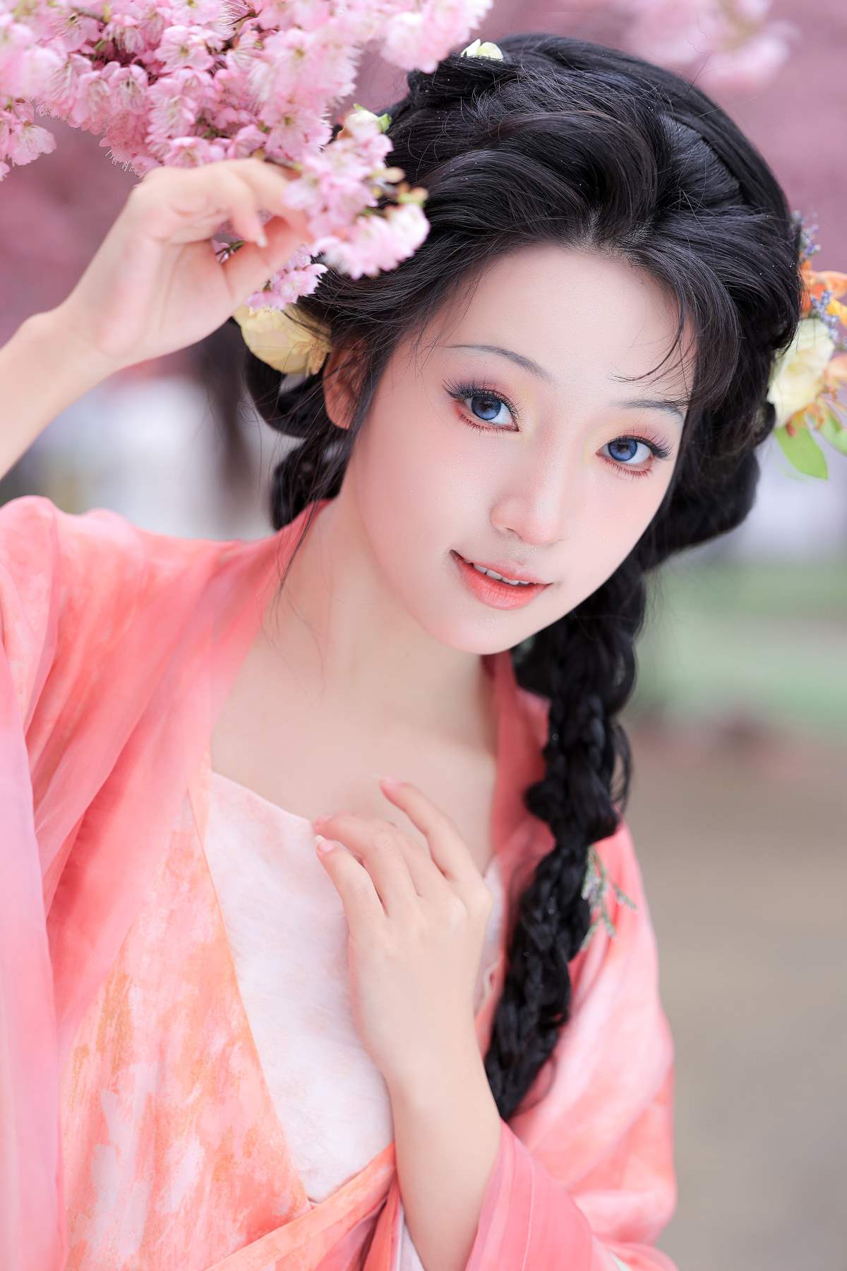 [YITUYU艺图语]2025.06.11 繁花似锦 君不君 预览图 - 2