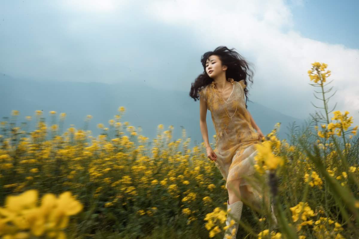 [YITUYU艺图语]2025.06.11 新浪潮-春 楠儿