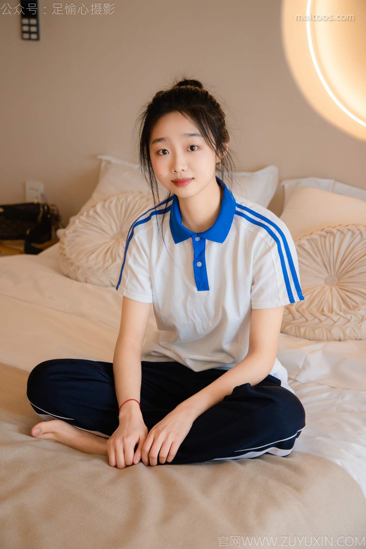 足愉心 NO.031 奶芙（搭配：校服、帆布鞋、白色棉袜、裸足） 预览图 - 2