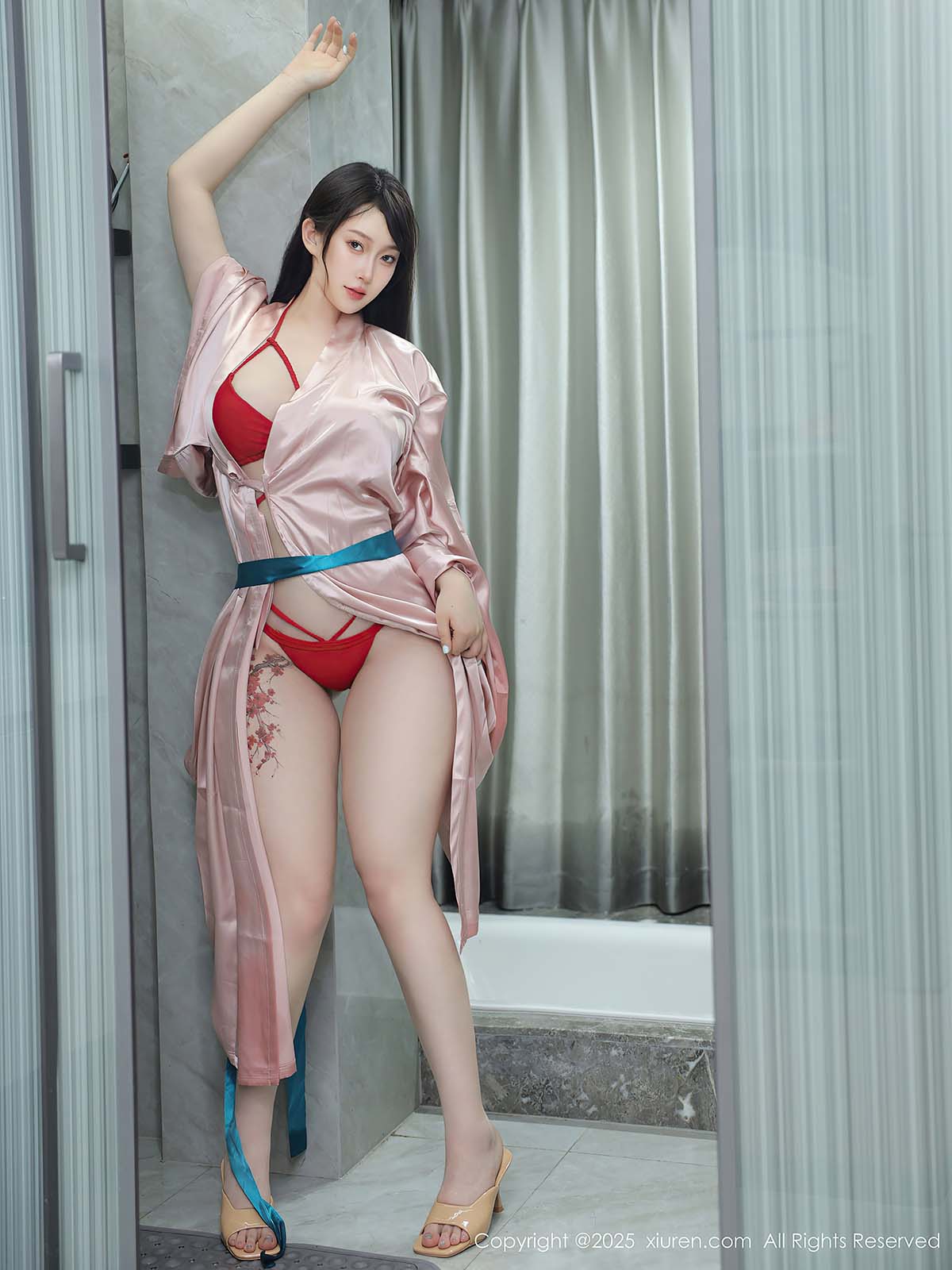 [Xiuren秀人网]2025.09.03 NO.10724 李沁恩lrene