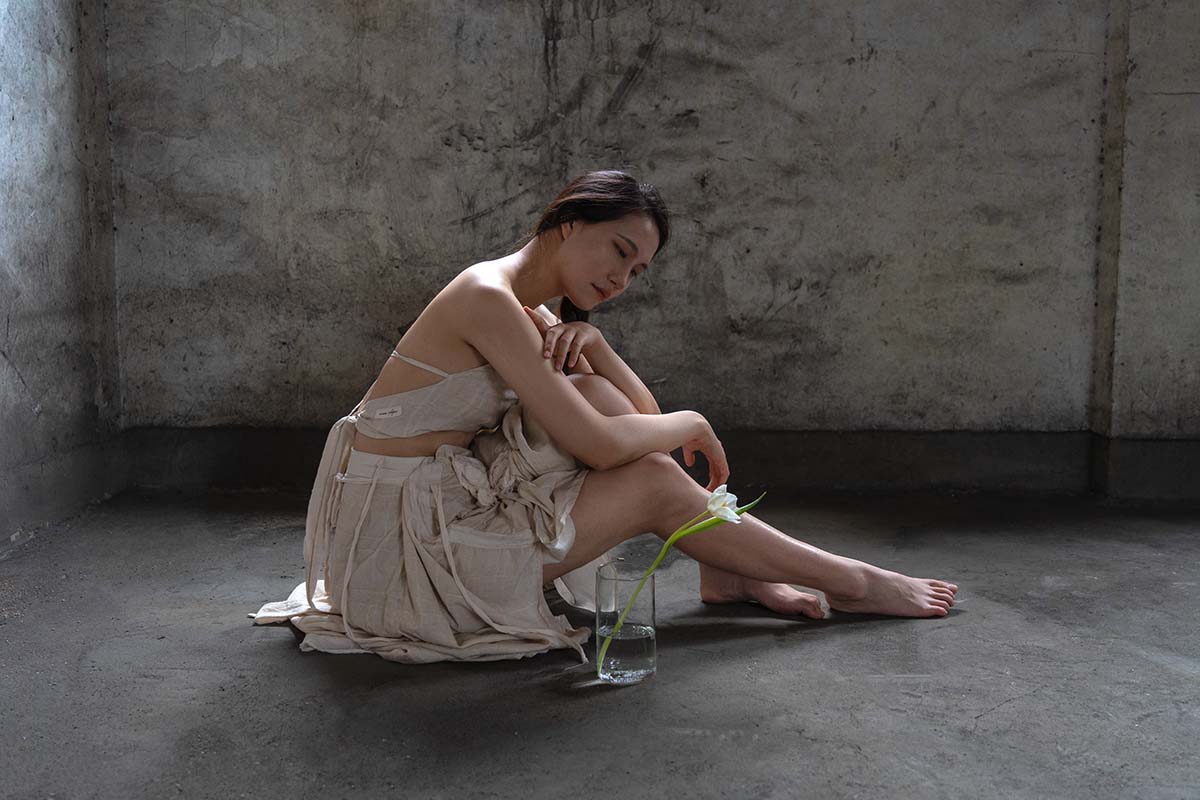 [YITUYU艺图语]2025.06.15 我扎根于地，但枝叶随风 KiKi