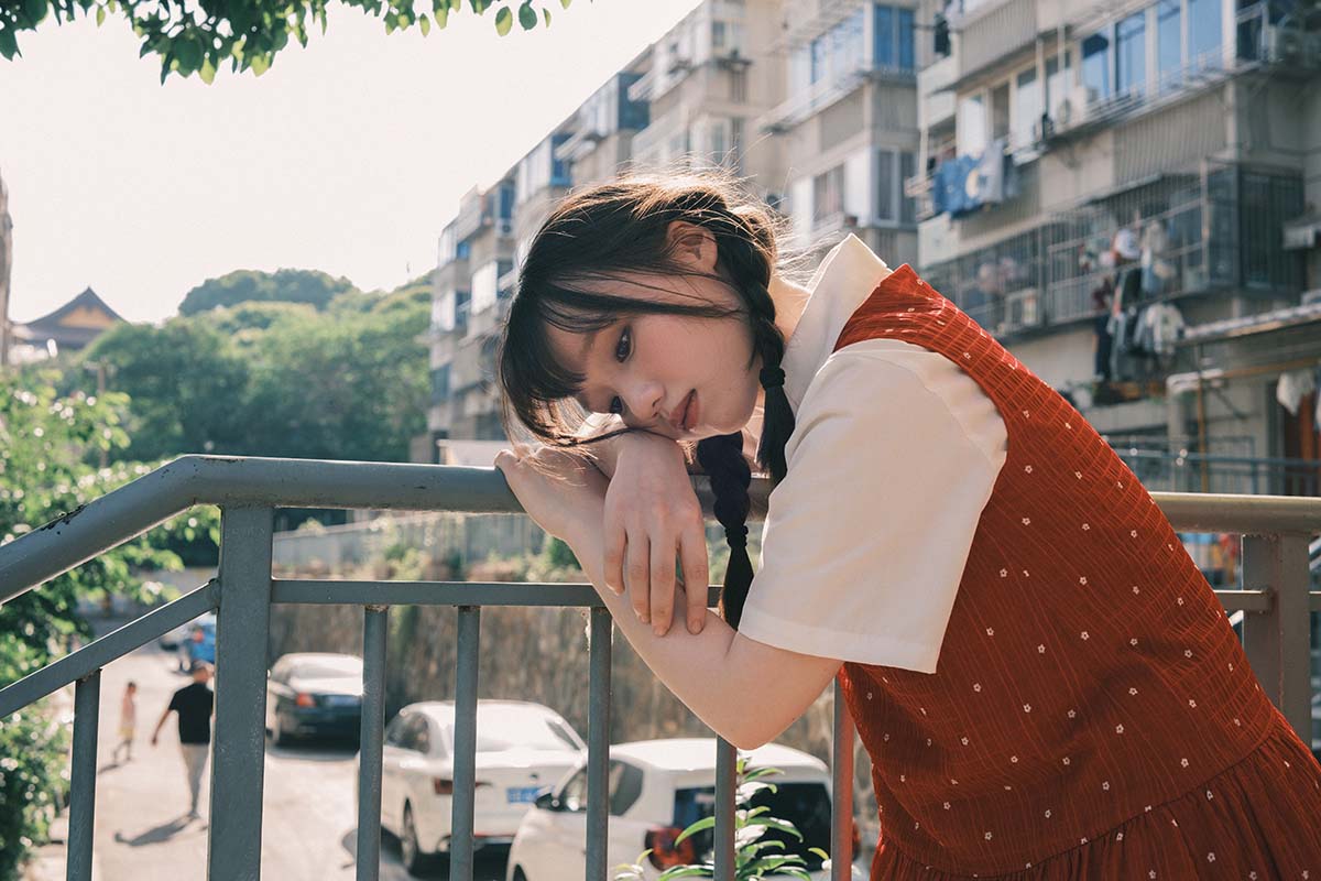 [YITUYU艺图语]2025.06.15 遇到了一个好日系的地方 菲菲菲菲巨兔 预览图 - 2