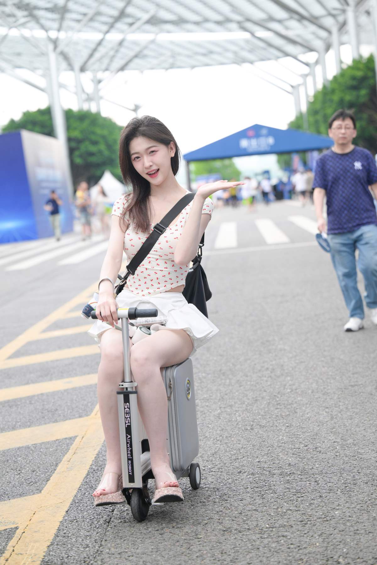 精选街拍作品 NO.4652 夏日绵绵冰