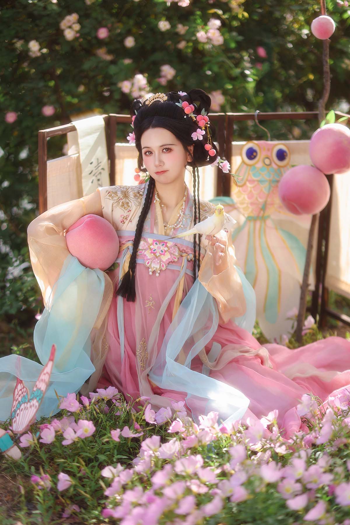 [YITUYU艺图语]2025.06.22 小桃仙 侧耳倾听