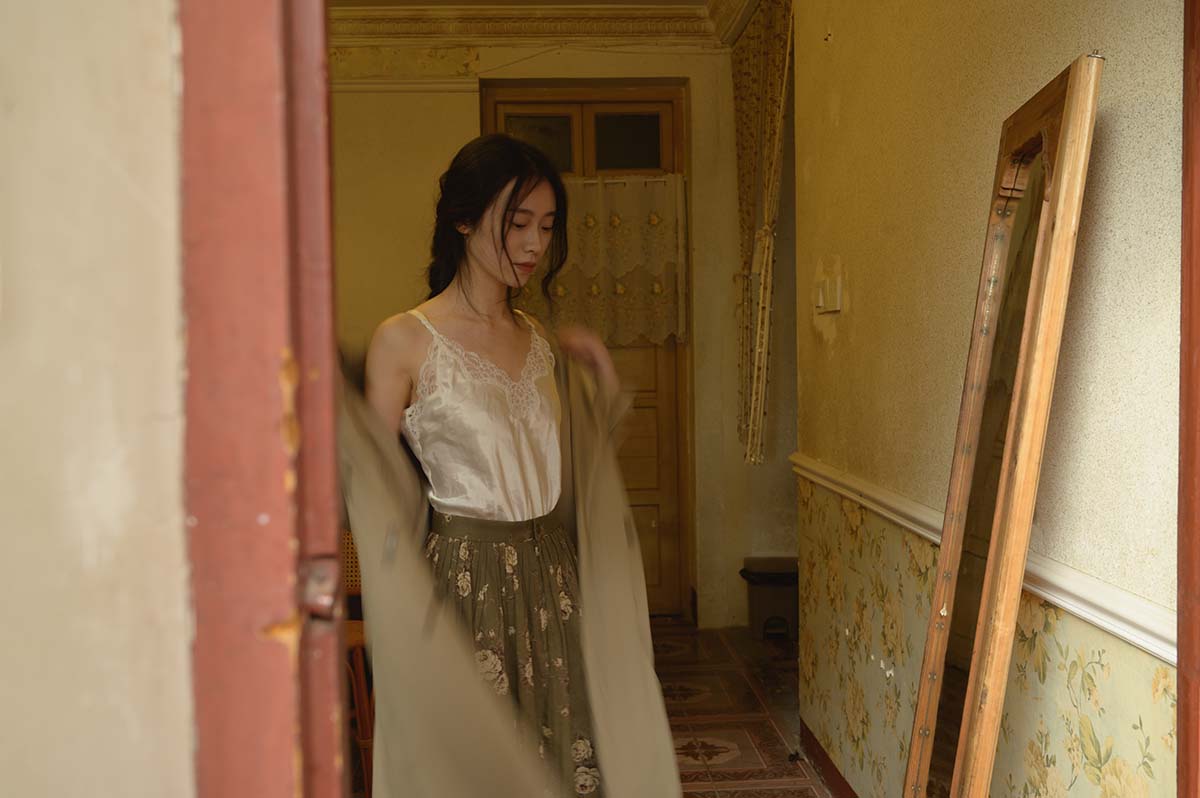 [YITUYU艺图语]2025.06.22 在一个无所事事的午后 何小絮 预览图 - 2