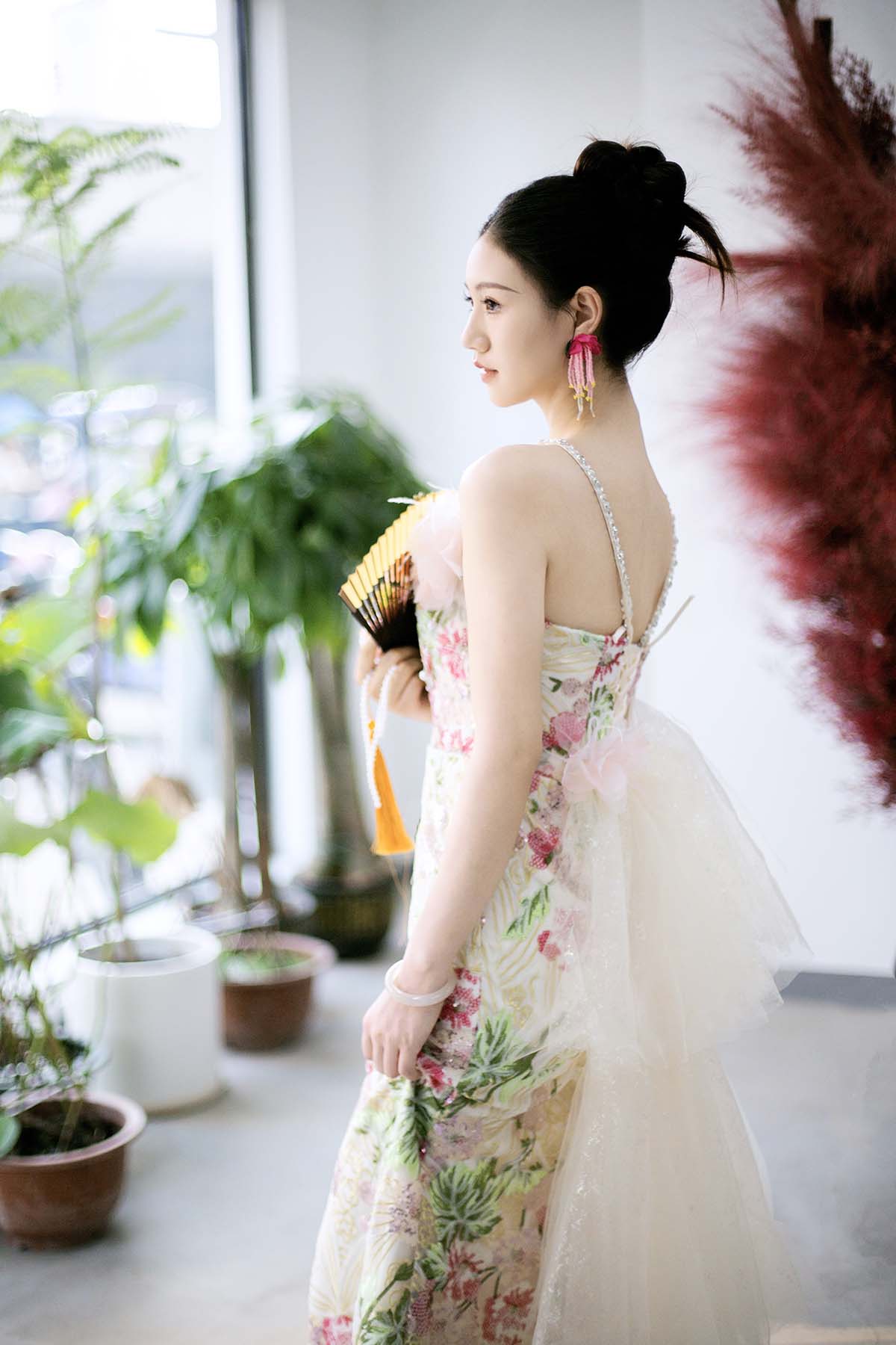 [YITUYU艺图语]2025.06.23 独自美丽 怡萍