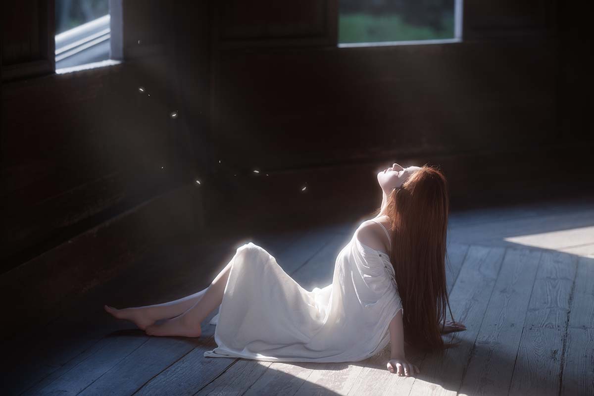 [YITUYU艺图语]2025.06.23 光与尘 阿君