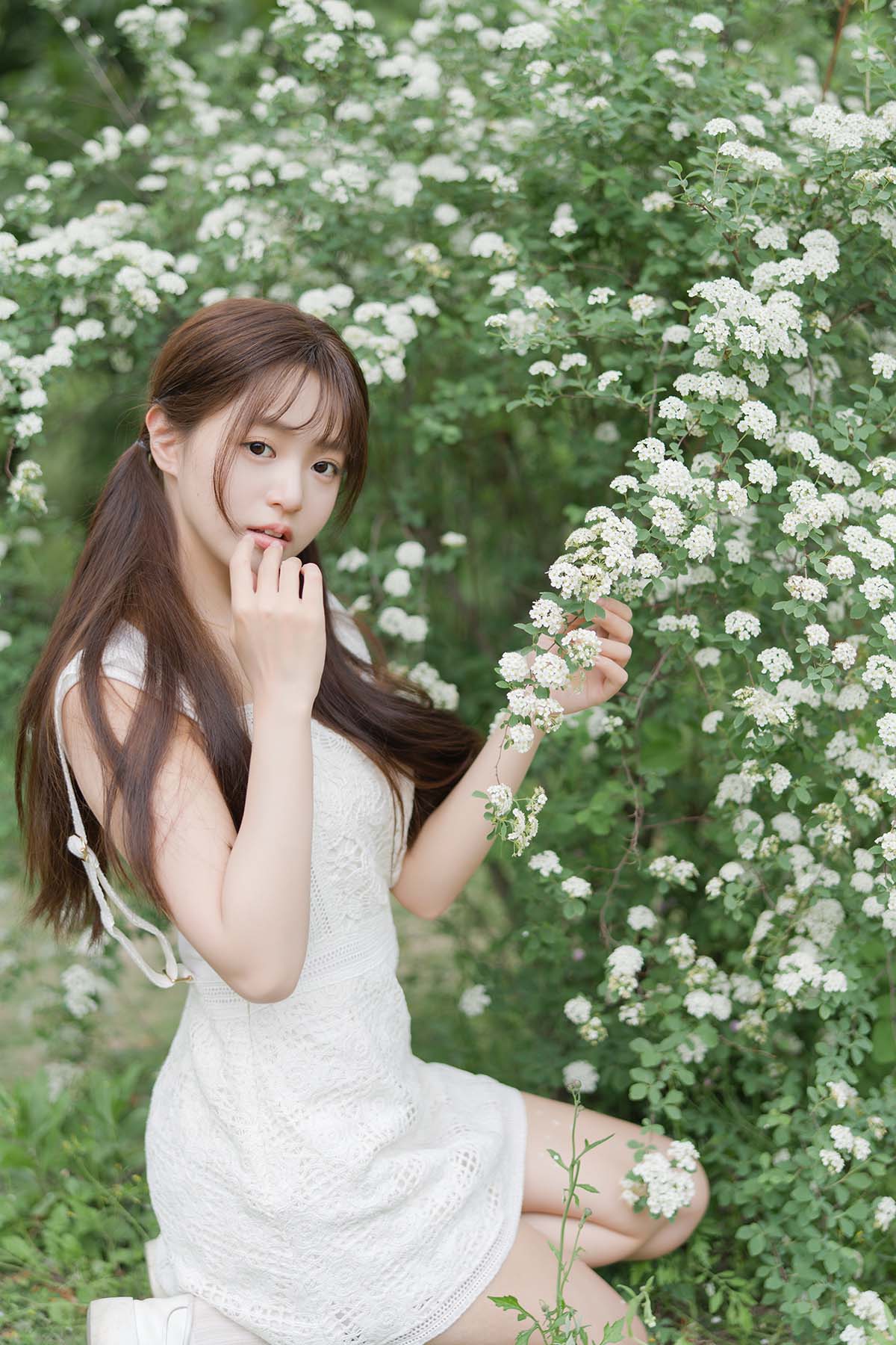 [YITUYU艺图语]2025.06.24 蔷薇小可爱 小亿