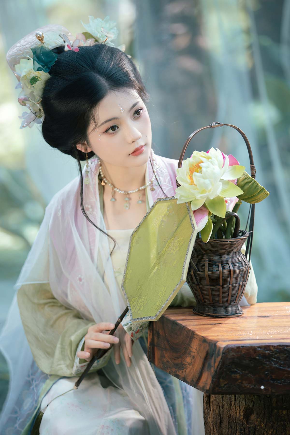 [YITUYU艺图语]2025.06.25 半篓春 吴莹琨琨 预览图 - 2