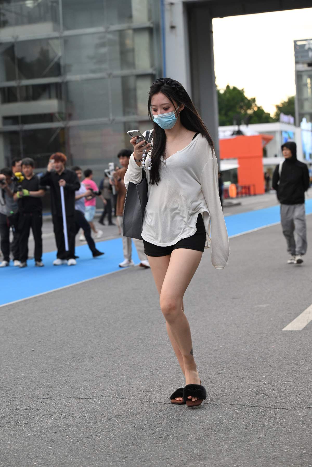 精选街拍作品 NO.4706 黑白搭配