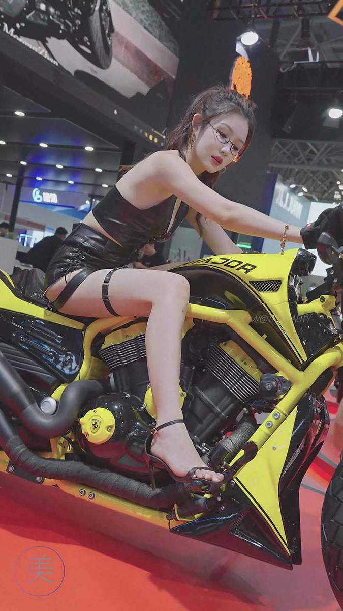 2024 重庆摩博会机车展 Racing Model LOOKBOOK 31