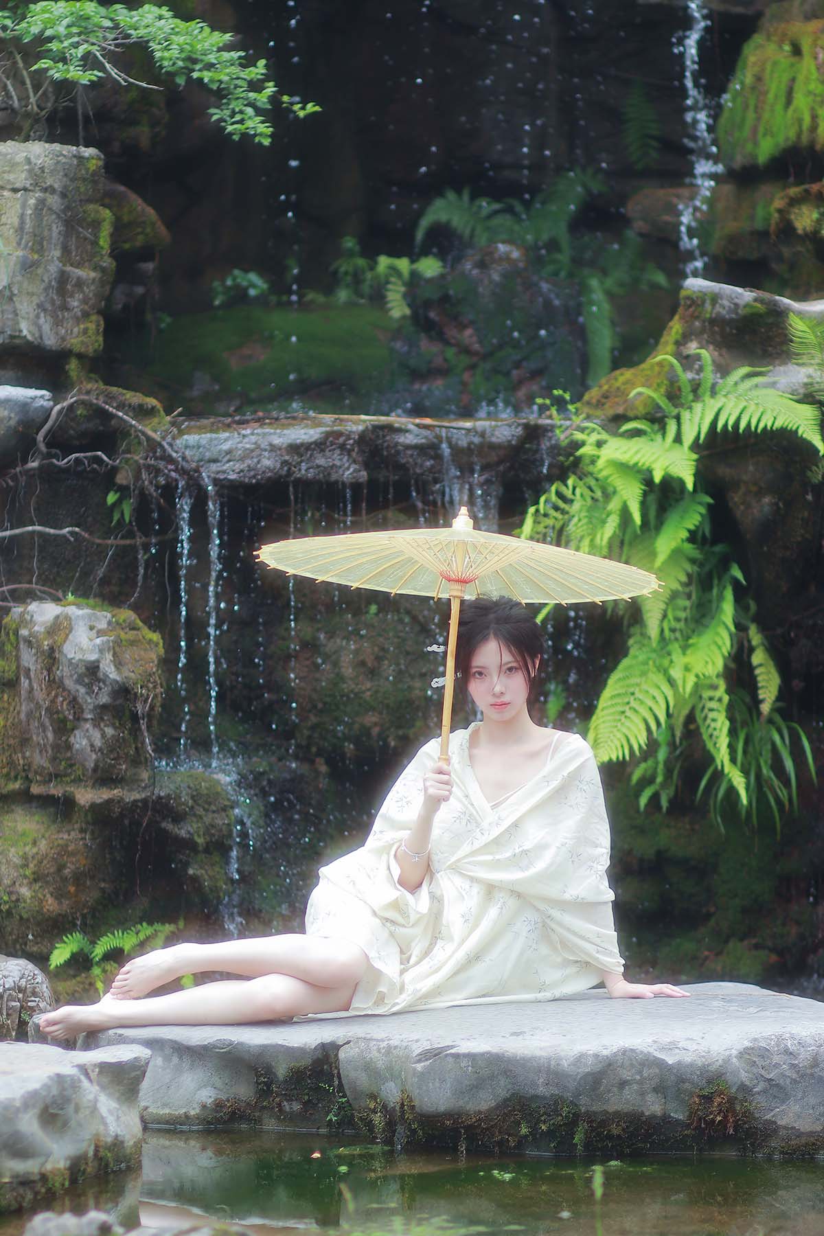 [YITUYU艺图语]2025.06.26 清冷感新中式～初夏的绿意 鹿离 预览图 - 2