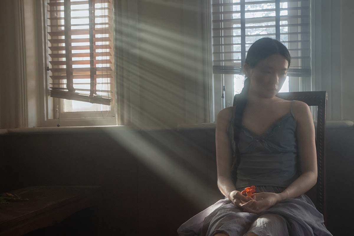 [YITUYU艺图语]2025.06.28 光，海棠花和女孩 蔡景梵