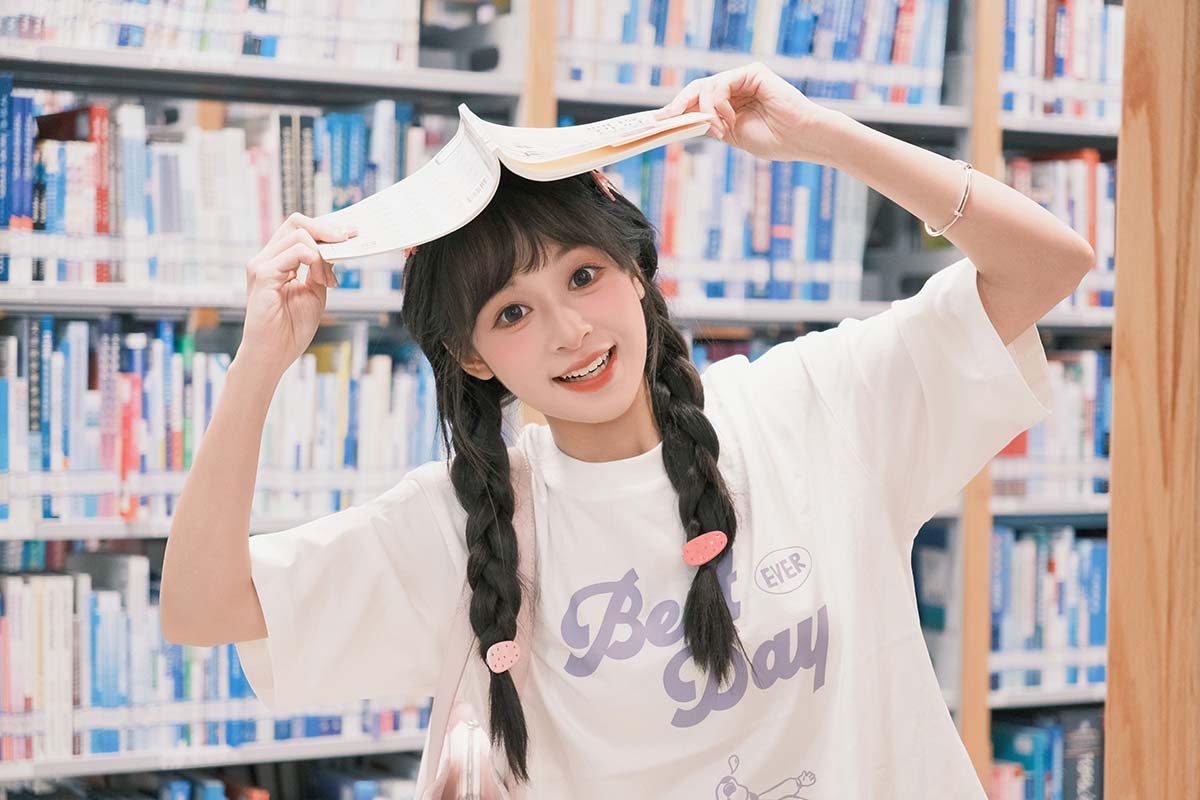 [YITUYU艺图语]2025.06.28 一起看书啊 夏芋小年