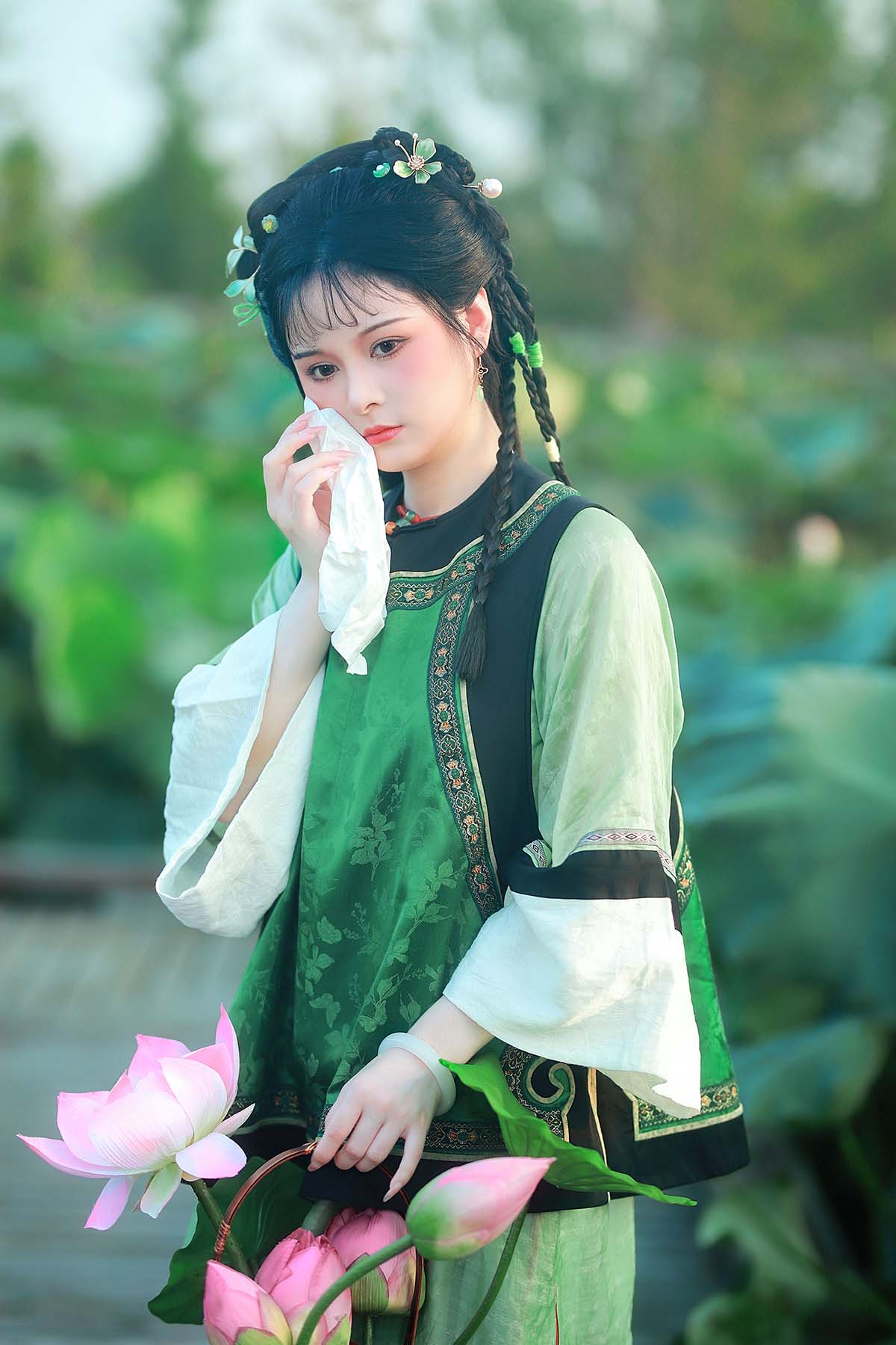 [YITUYU艺图语]2025.06.29 夏雨荷 6161 预览图 - 2