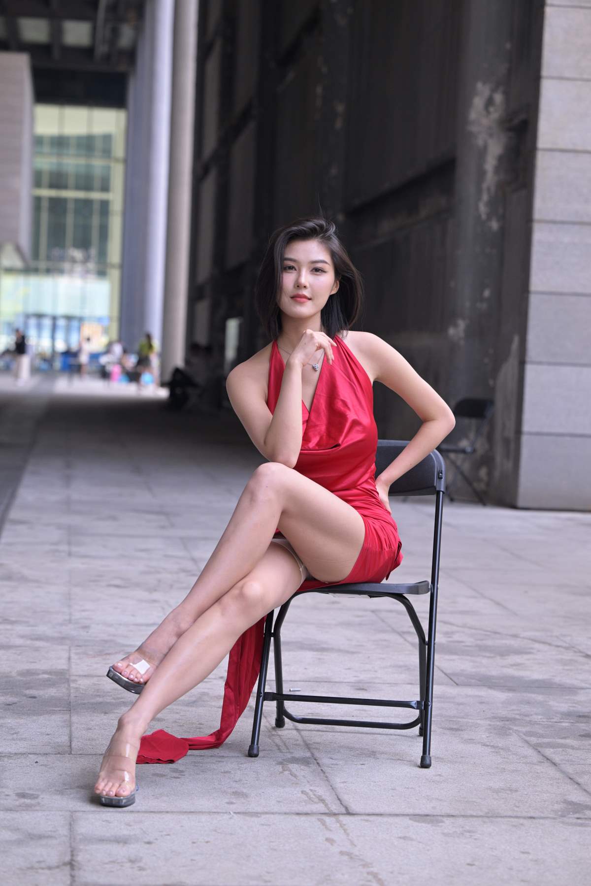 精选街拍作品 NO.4743 红裙女子