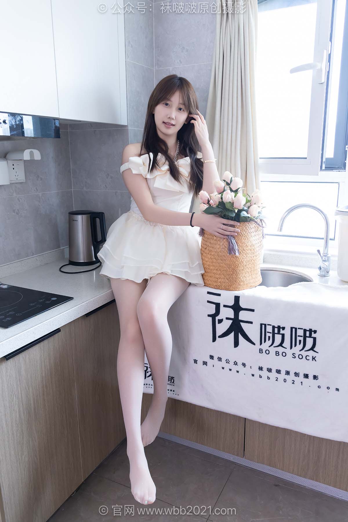 [BoBoSocks袜啵啵]NO.597 香菜-高跟鞋、低跟鞋、薄白丝、薄肉丝、裸足