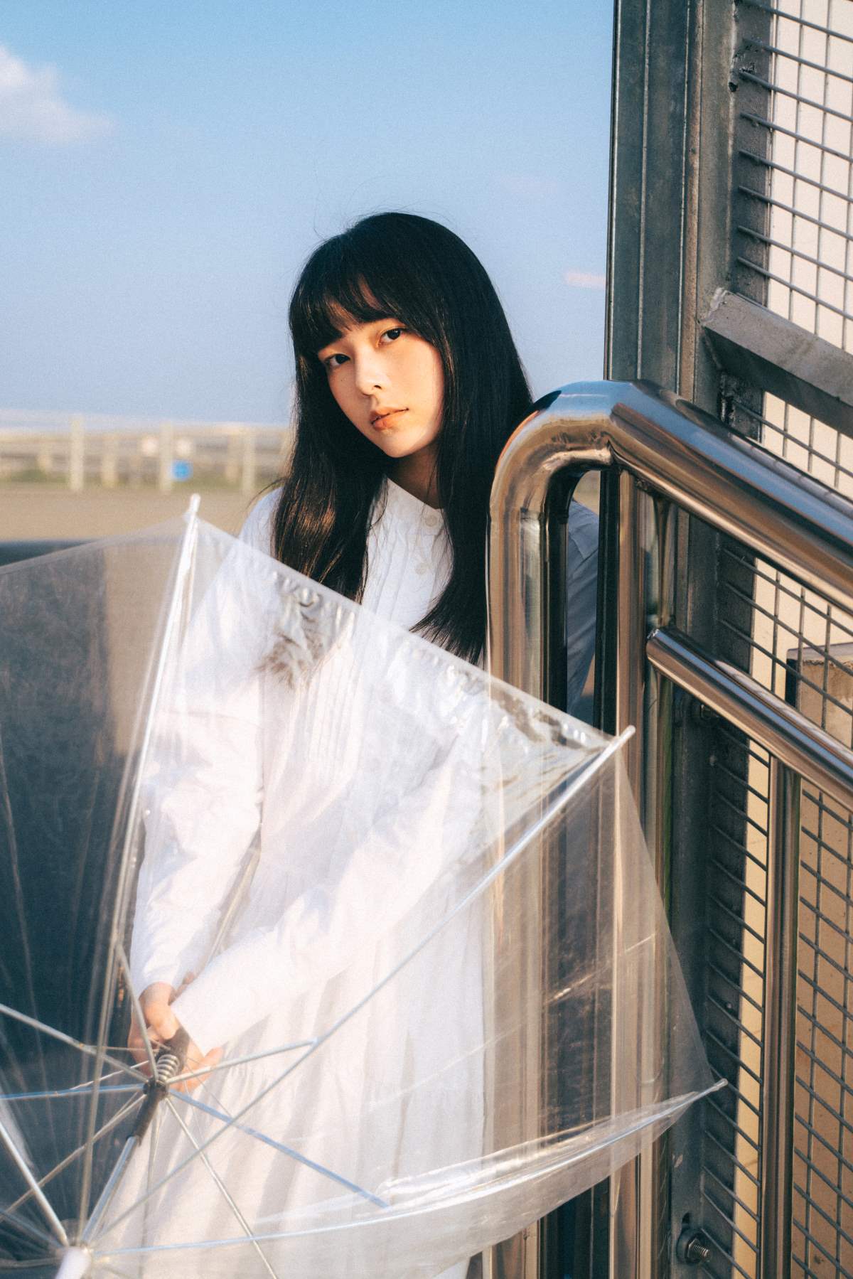 [YITUYU艺图语]2025.07.02 天桥的夏天 养乐白