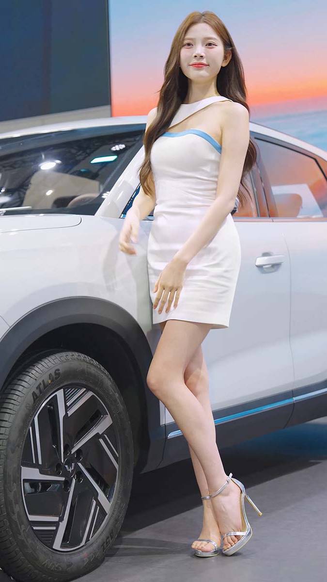 2024 广州车展 网红美女车模 beautyleg LOOKBOOK 25