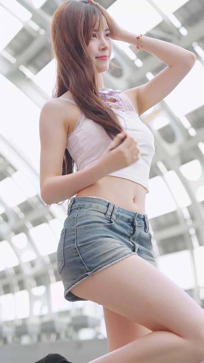 2024 广州车展 网红美女车模 beautyleg LOOKBOOK 27