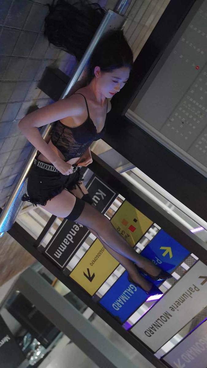 2024 广州车展 网红美女车模 beautyleg LOOKBOOK 31