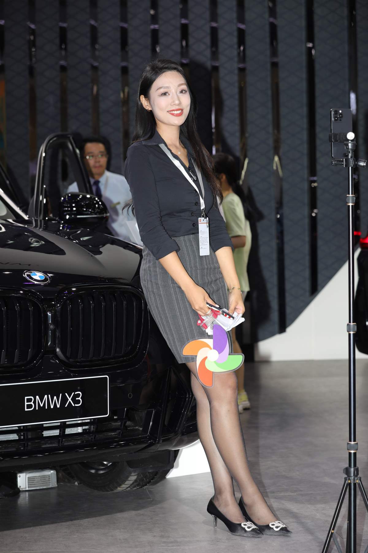 精选街拍作品 NO.4819 黑丝制服搭配