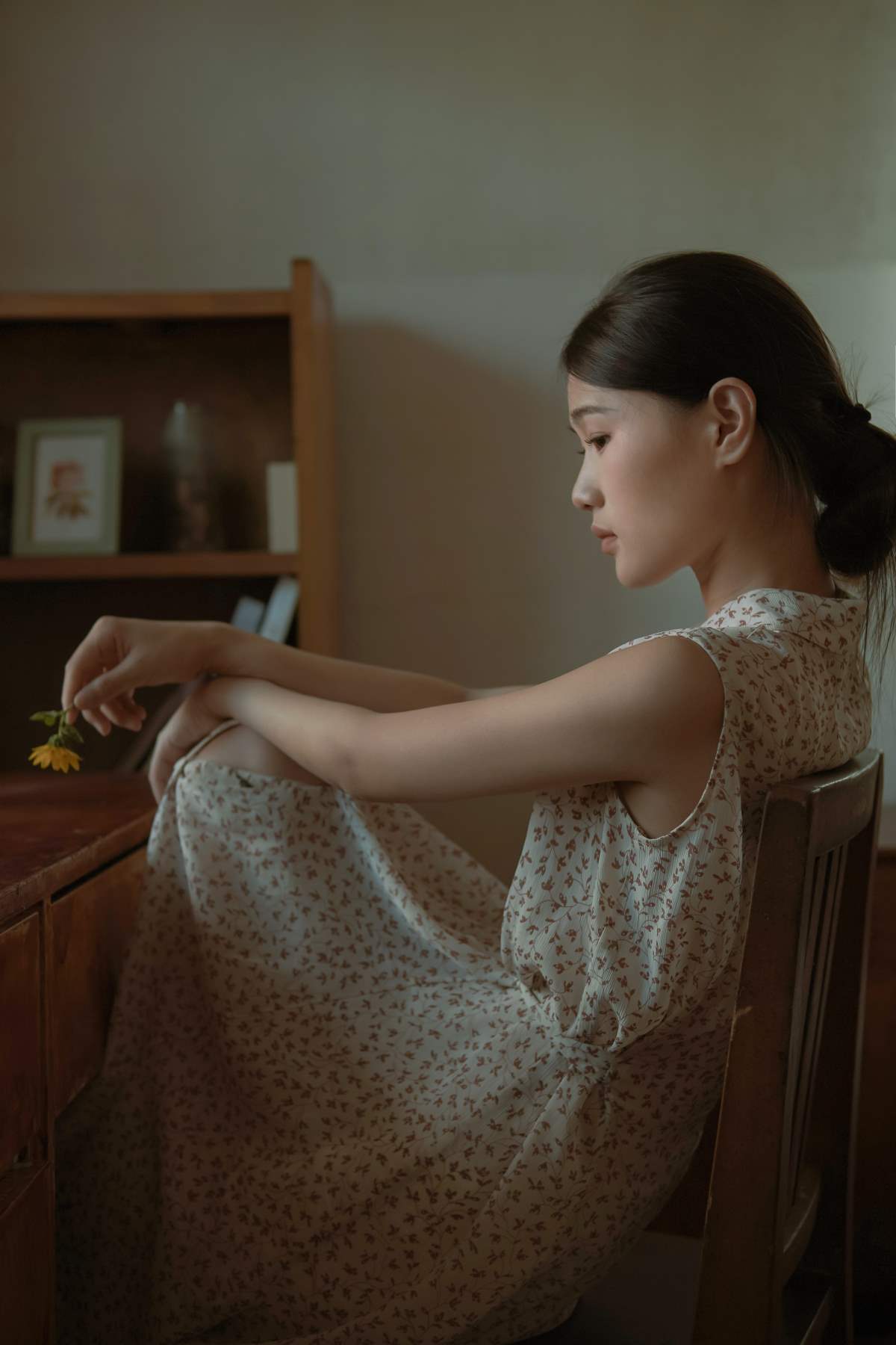 [YITUYU艺图语]2025.07.19 窗边的向日葵开了又落 雨子i