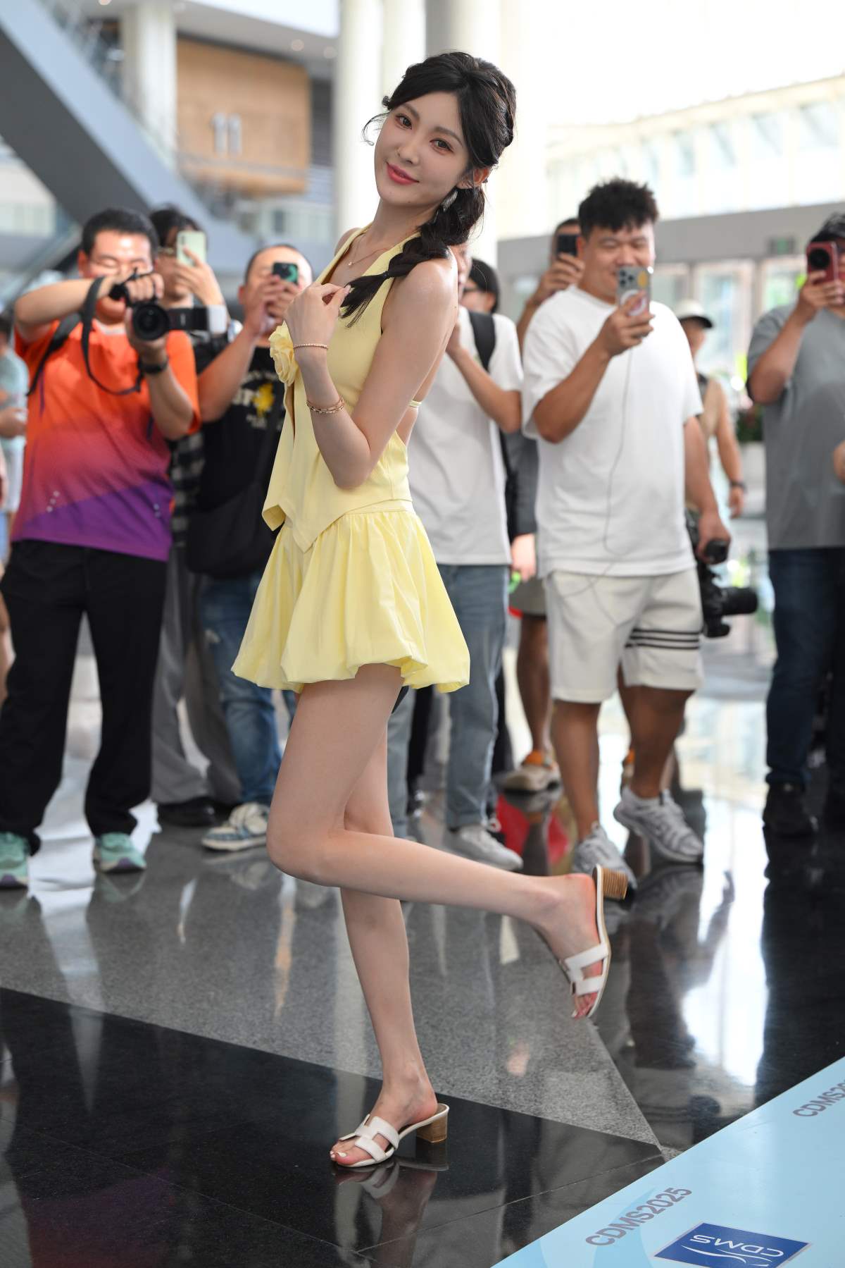 精选街拍作品 NO.4887 淡雅清新妹子