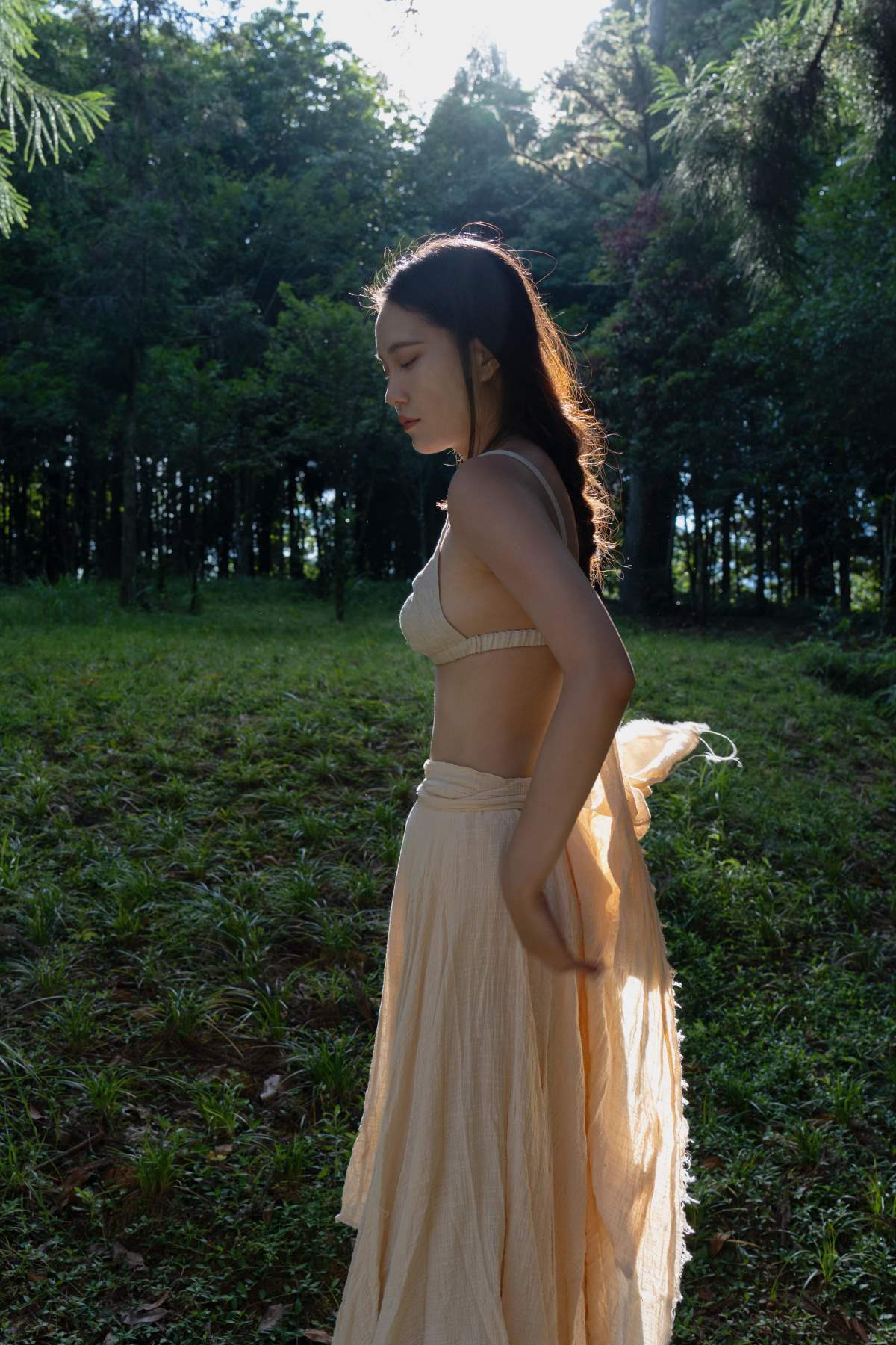 [YITUYU艺图语]2025.07.24 影落林隙 KiKi