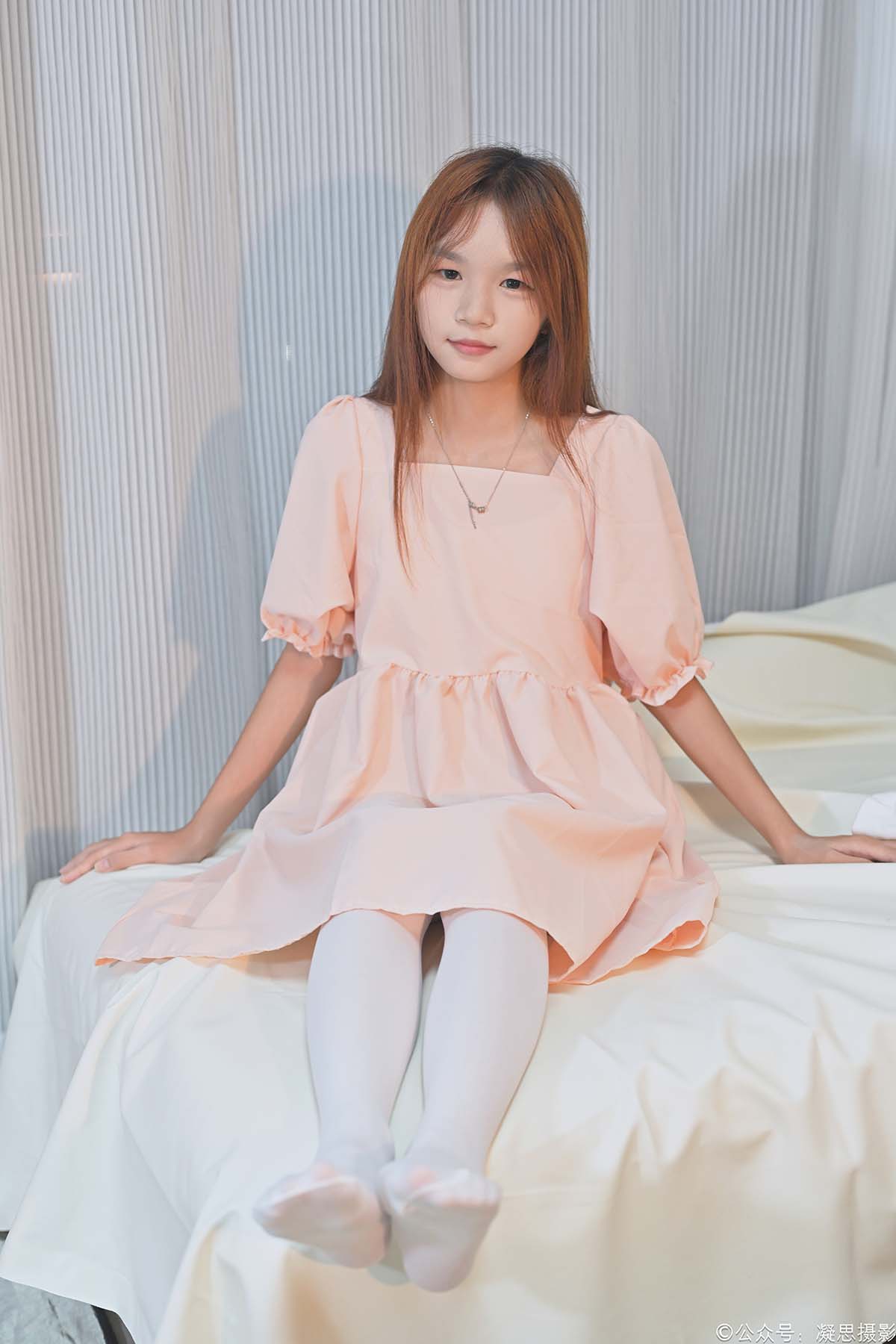 凝思摄影 NO.032 小青-连衣裙、连裤白丝、高跟鞋