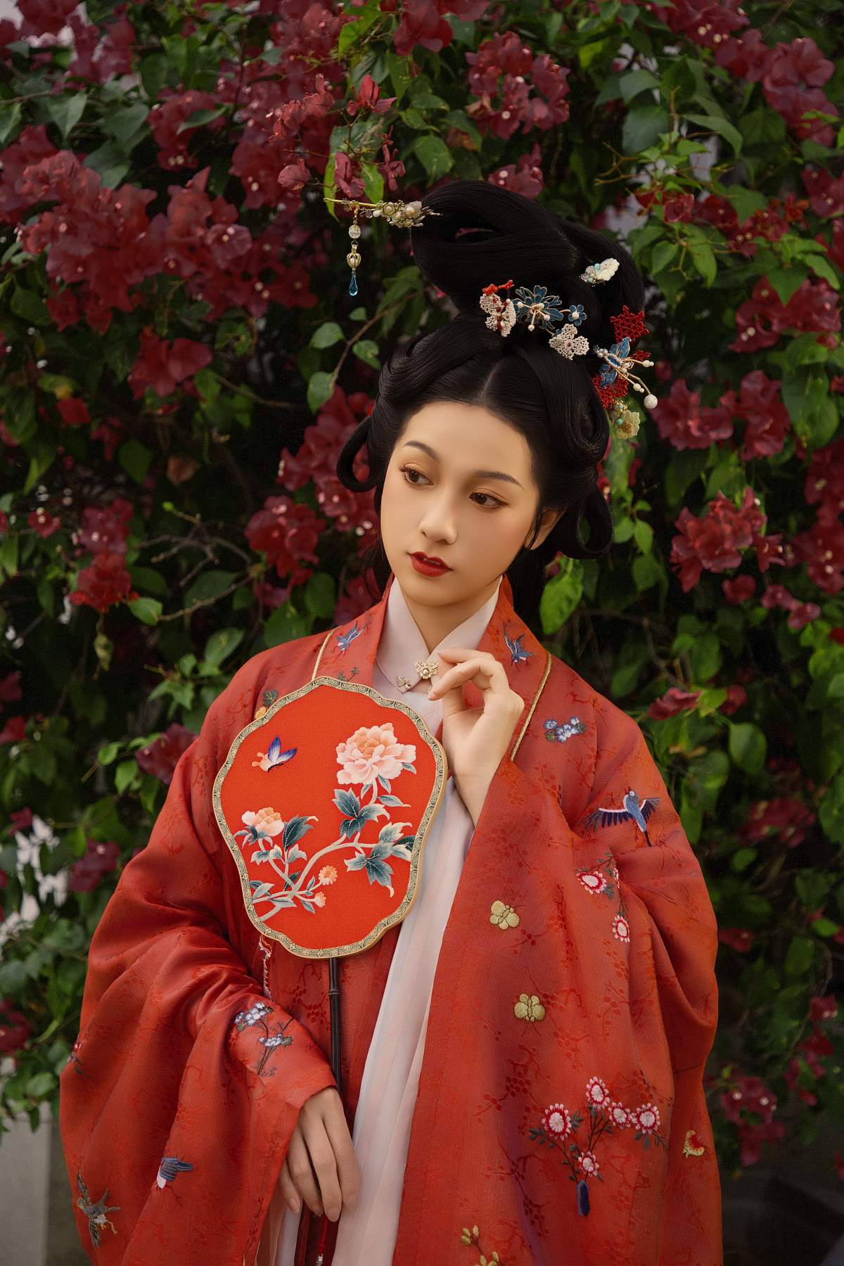 [YITUYU艺图语]2025.07.25 逝水流年 李晓欣