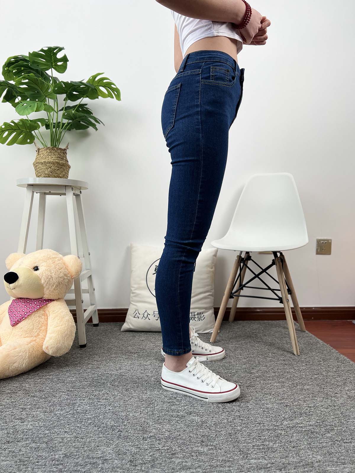 三禾摄影 NO.030 牛仔裤 棉袜 帆布鞋 高跟 预览图 - 2 三禾摄影 NO.030 牛仔裤 棉袜 帆布鞋 高跟 预览图 - 2