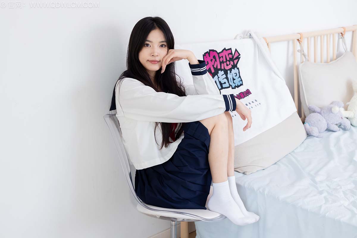 物恋传媒 NO.2535 茯苓-帆布鞋、纯白棉袜、裸足 预览图 - 2 物恋传媒 NO.2535 茯苓-帆布鞋、纯白棉袜、裸足 预览图 - 2