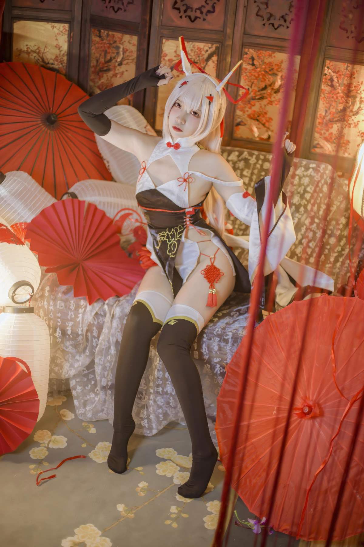 二佐Nisa – 碧蓝航线 绫波 新春旗袍