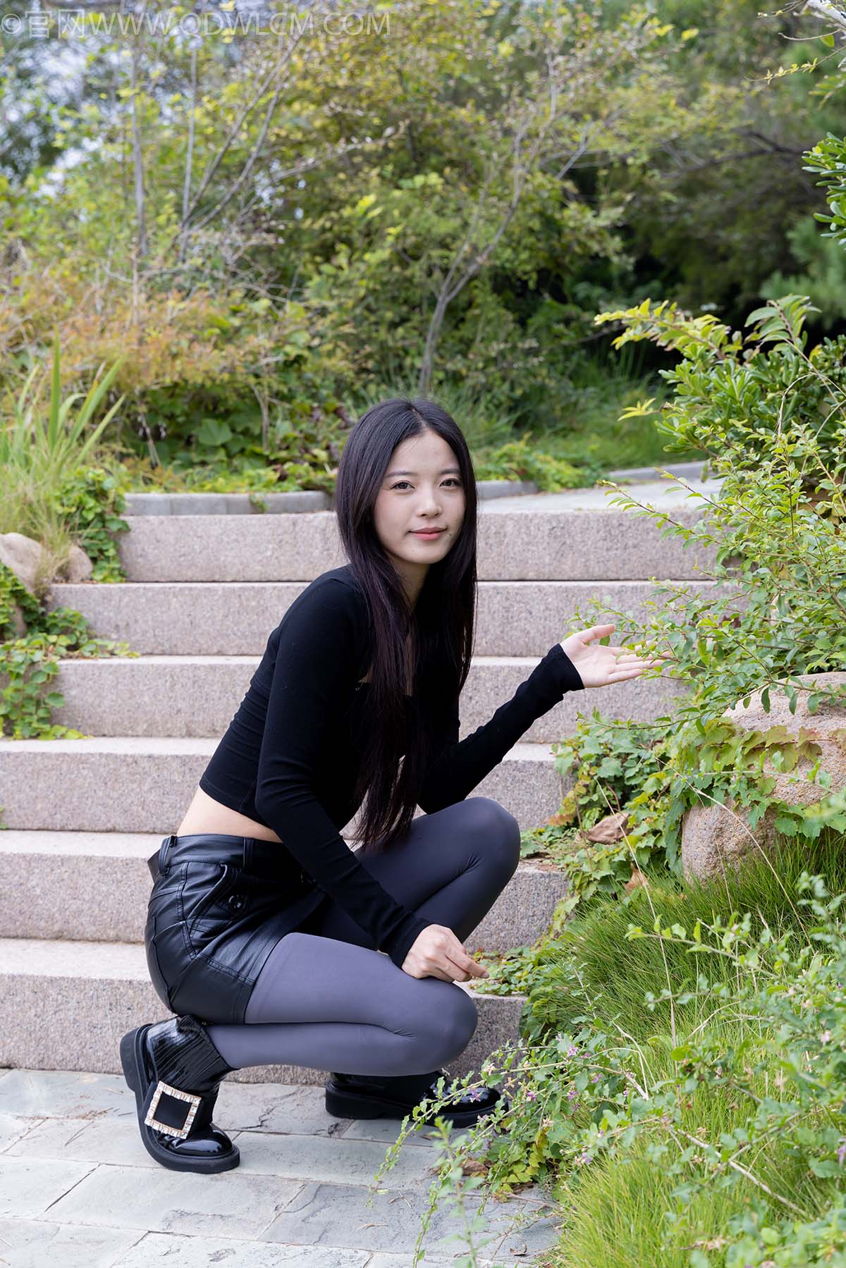 物恋传媒 NO.2549 茯苓-短靴、厚灰丝 预览图 - 2 物恋传媒 NO.2549 茯苓-短靴、厚灰丝 预览图 - 2