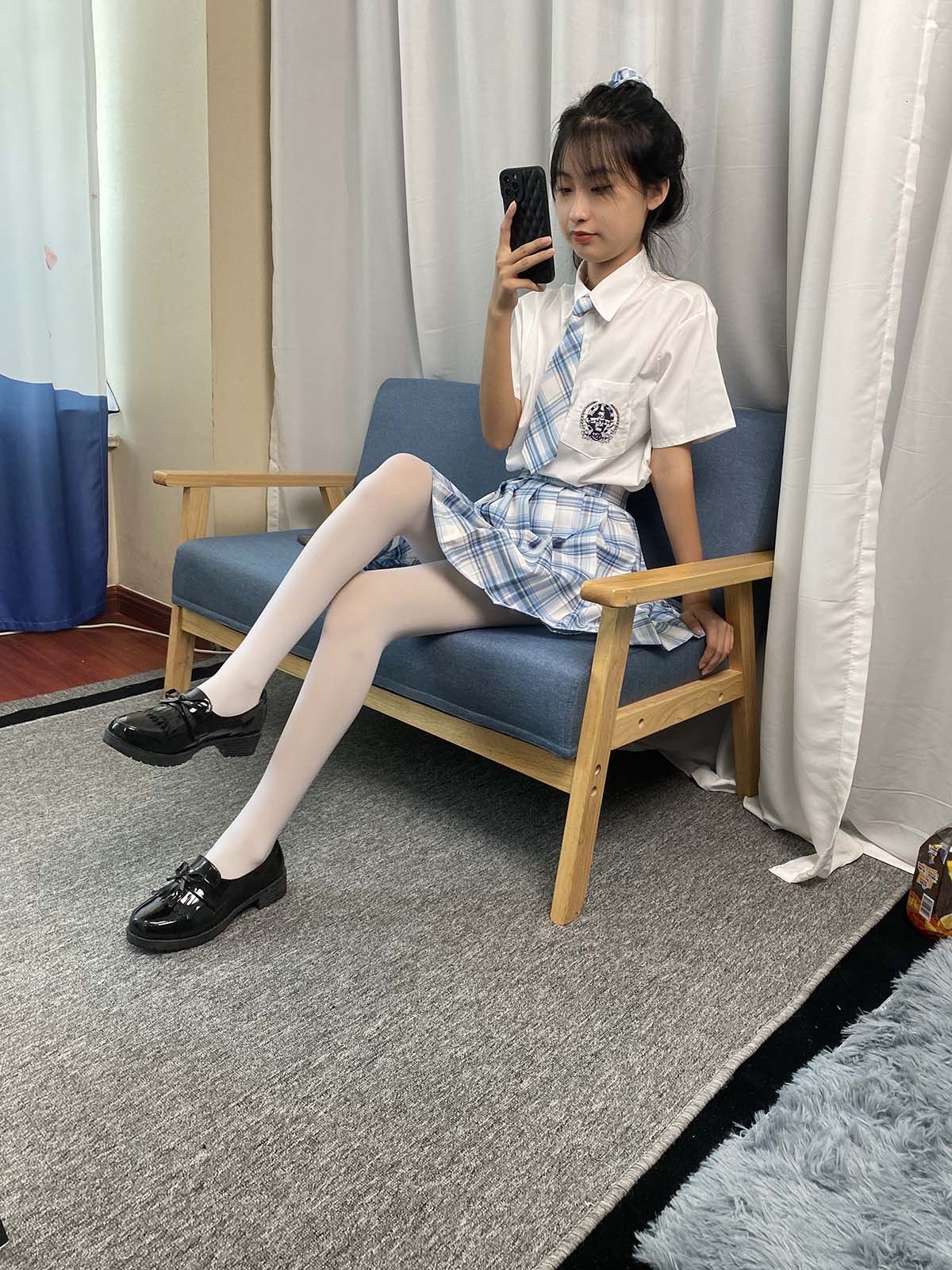 三禾摄影 NO.050 JK套装 白丝 下皮鞋 预览图 - 1 三禾摄影 NO.050 JK套装 白丝 下皮鞋 预览图 - 1
