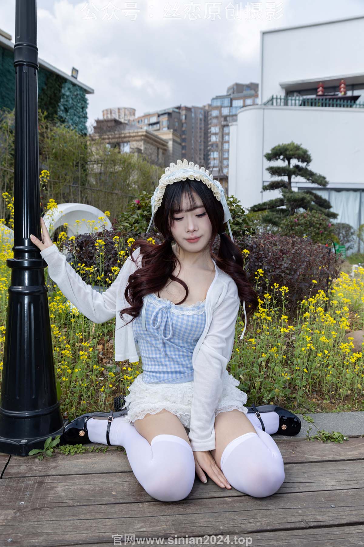 丝恋摄影 NO.007 小梦-白色JK 超短裙 白色丝袜 黑色皮鞋 预览图 - 2 丝恋摄影 NO.007 小梦-白色JK 超短裙 白色丝袜 黑色皮鞋 预览图 - 2