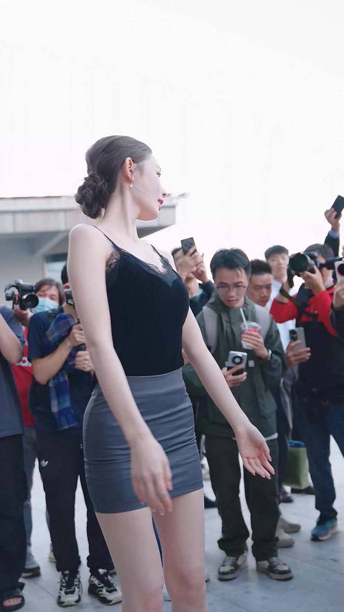 2024 广州车展 网红美女车模 beautyleg LOOKBOOK 105