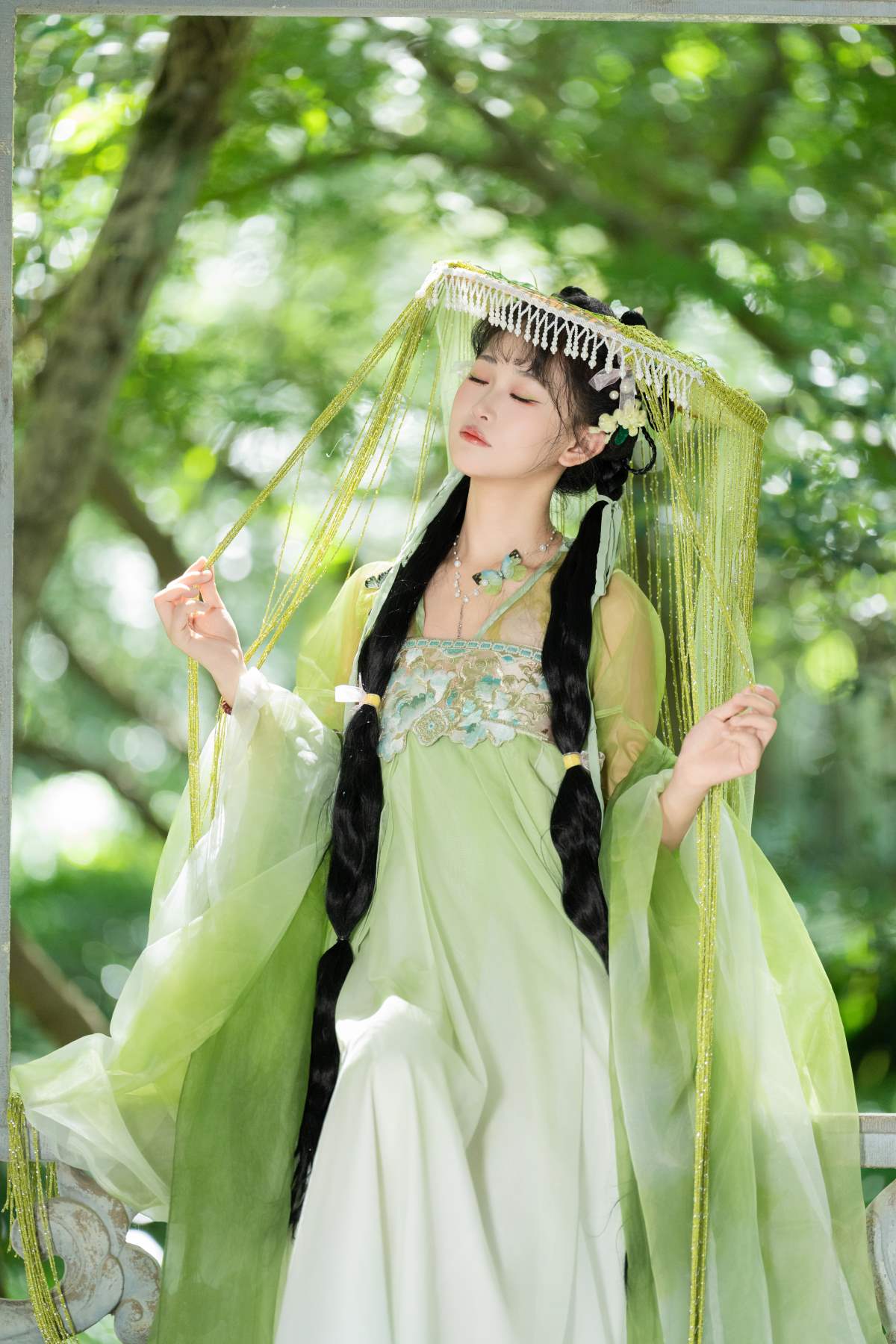 [YITUYU艺图语]2025.08.19 绿 湫一只岁岁