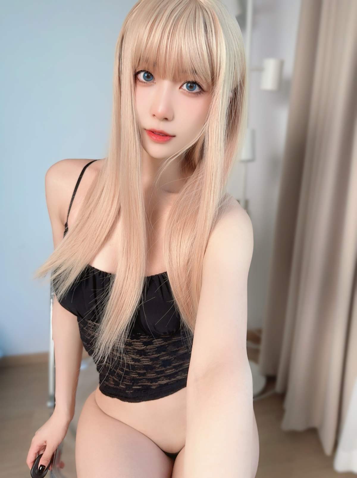 布丁大法 – 黑色吊带 预览图 - 1 布丁大法 – 黑色吊带 预览图 - 1