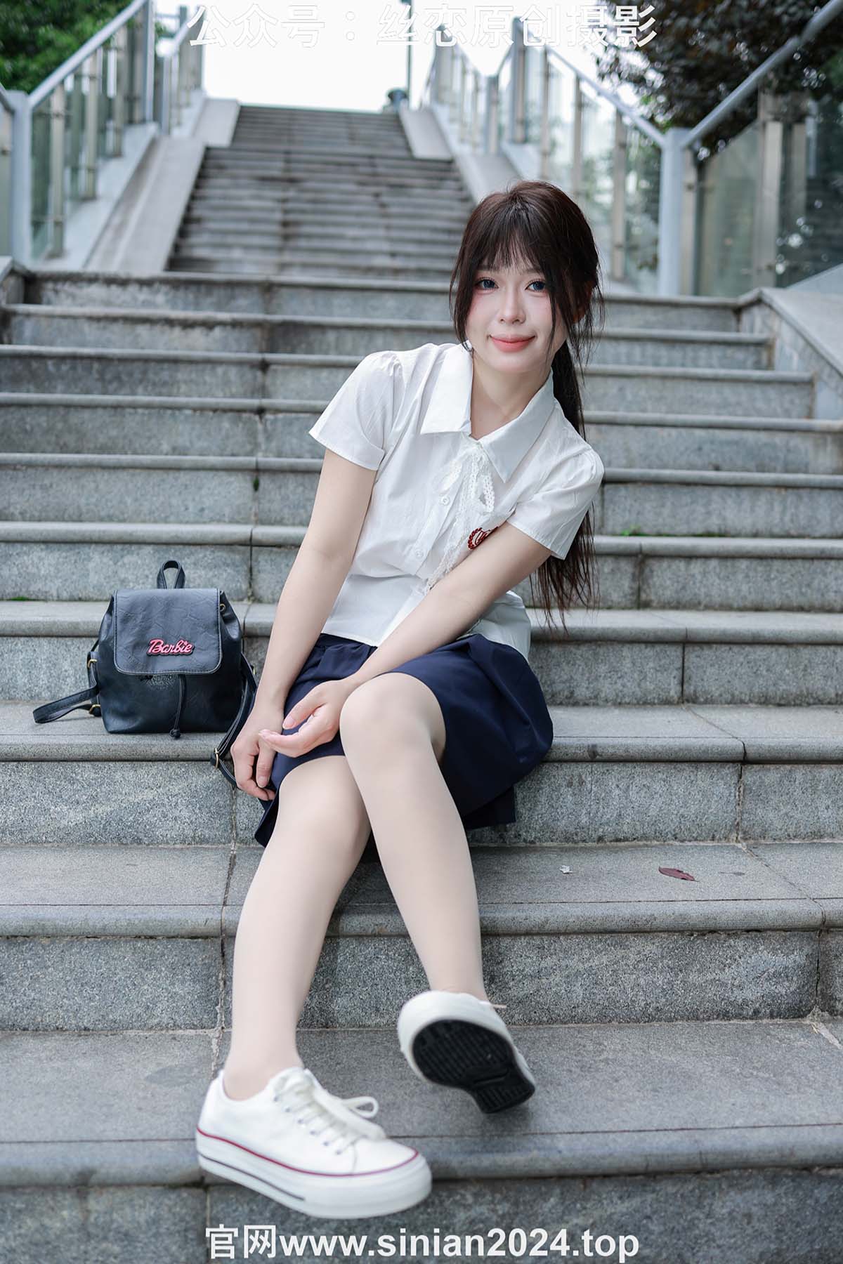 丝恋摄影 NO.016 泡芙-白色衬衫 jk短裙 肉色薄丝 白色帆布鞋 预览图 - 2 丝恋摄影 NO.016 泡芙-白色衬衫 jk短裙 肉色薄丝 白色帆布鞋 预览图 - 2